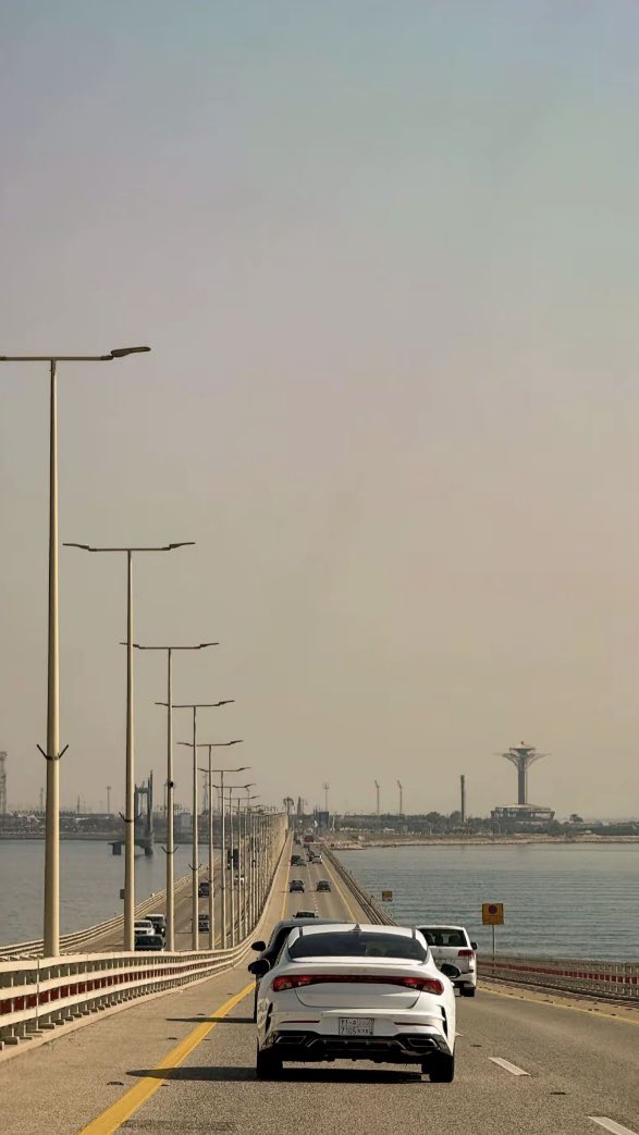 mcii76's tweet image. ثمة لحظة يدرك فيها القلب أن ما ظنّه جزءًا منه
لم يكن سوى ظلٍ رافقه زمنًا.
 وحين يكبر الوعي، يسقط الظلّ من تلقاء نفسه، وتبقى أنت
بنورك وحدك✨