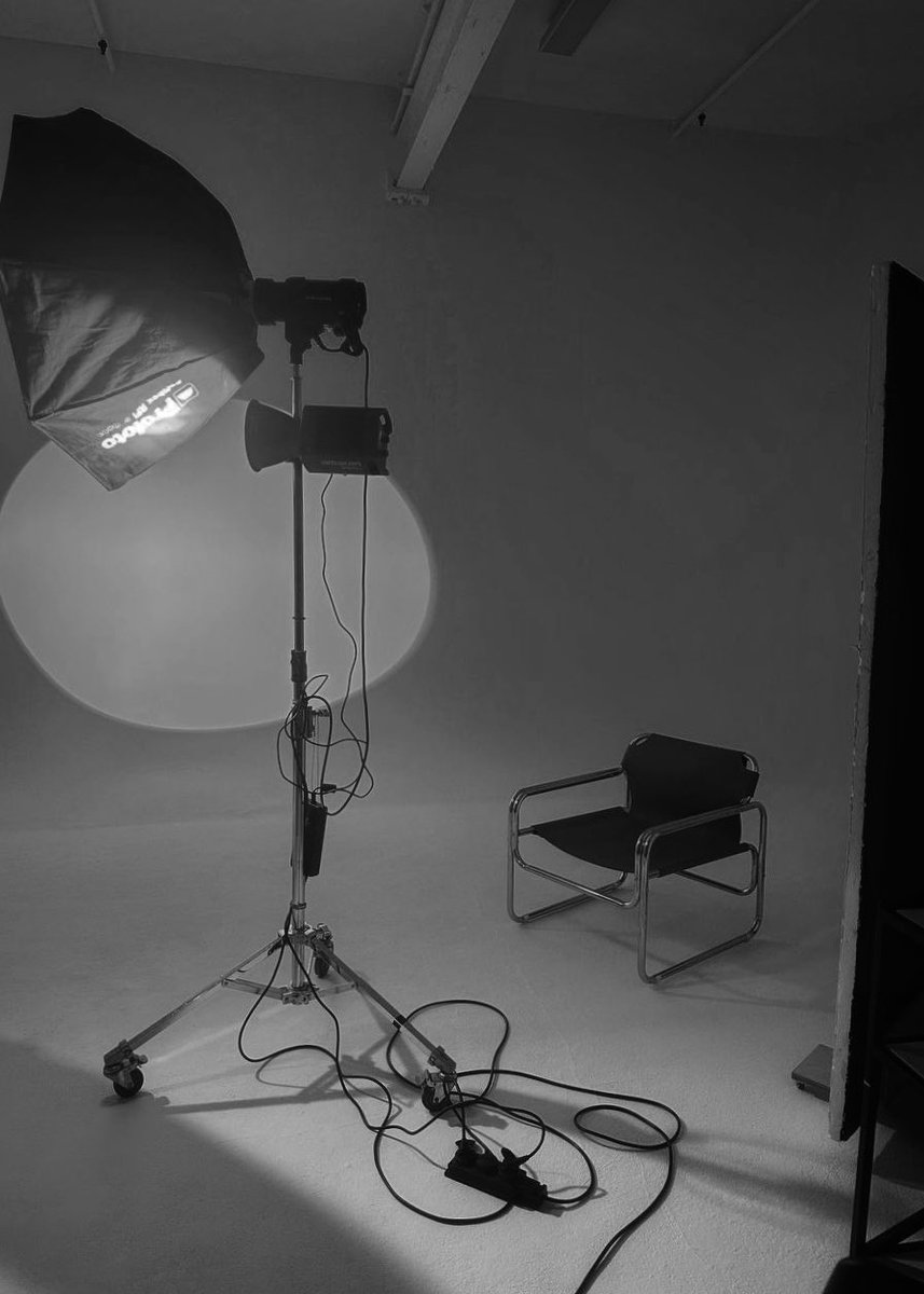 выходные созданы для того, чтобы отдыхать, но в журналистике о таком понятии не знают, так что работаем.💪🏻

5 лайков и я спойлерю гостя нового подкаста!