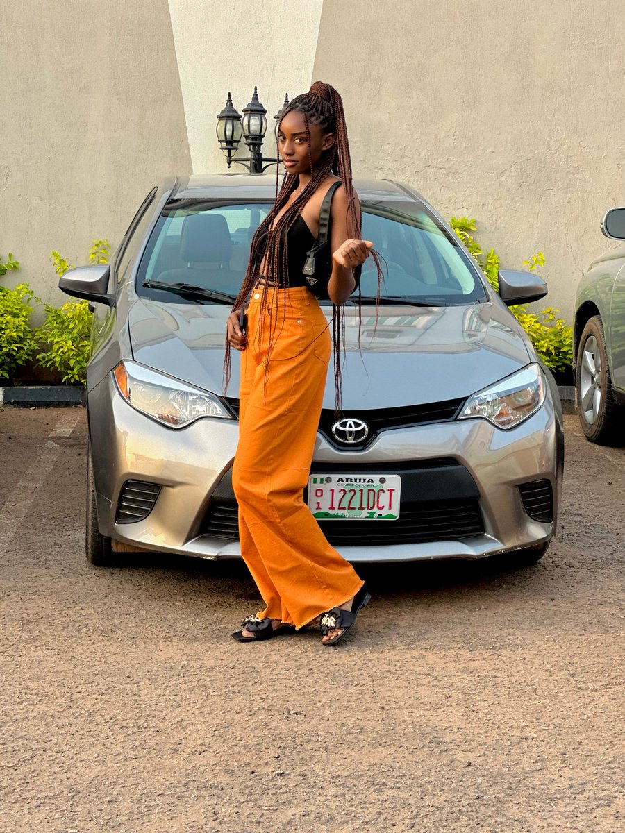 JP_modeling's tweet image. Web3 Me.                                          Web2 Me