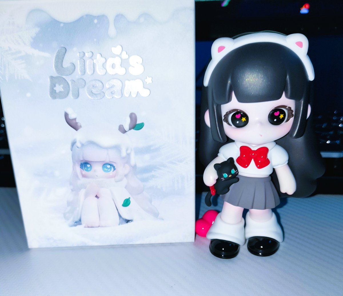 なんかよくわかんないけどかわいいのを衝動買いした
よくわかんないけどかわいい