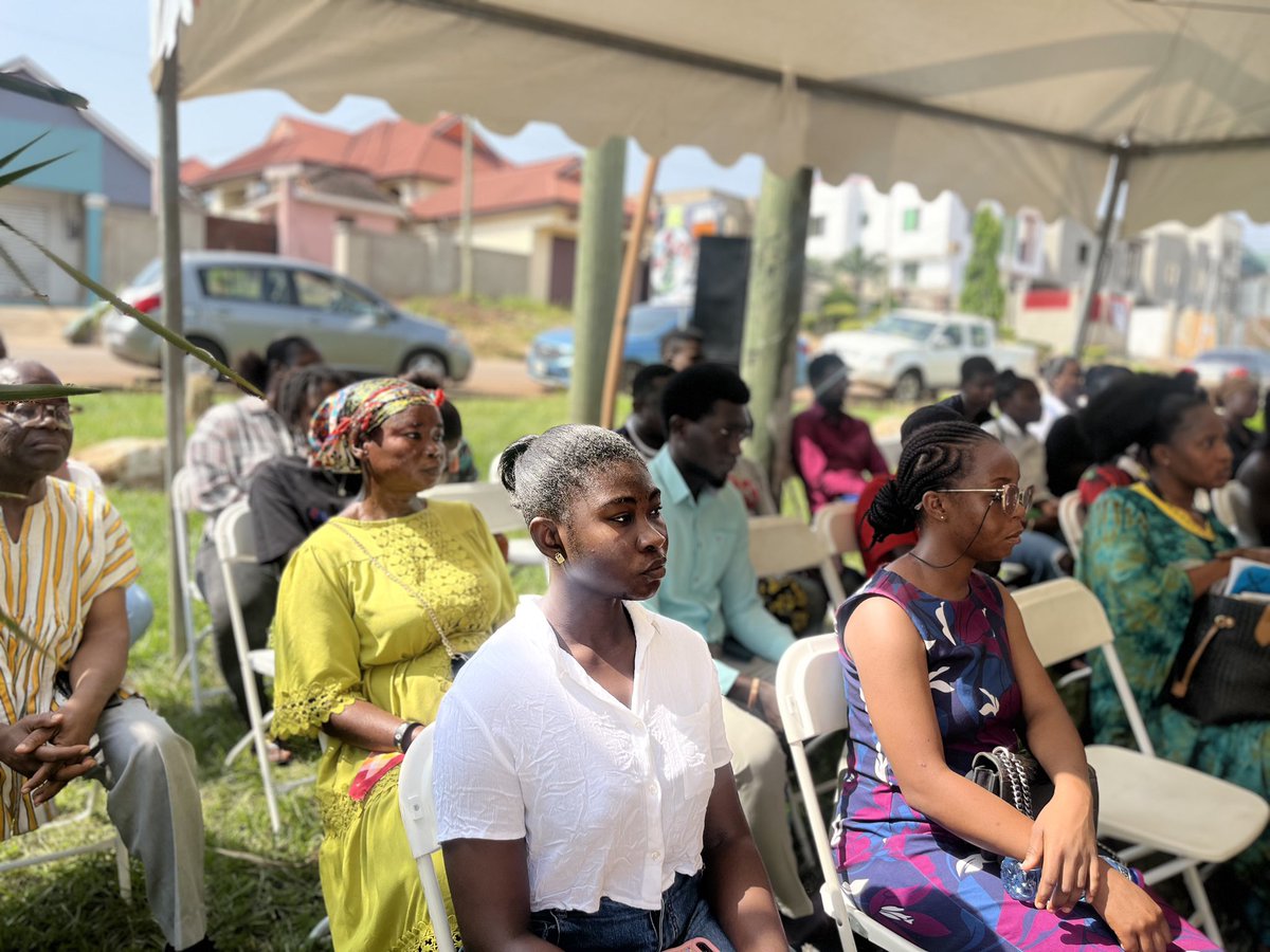 DrStephenAmoah's tweet photo. I have awarded scholarships to 65 students (5 postgraduate and 60 undergraduate scholars) through my ongoing scholarship scheme. This milestone brings the total scholarships given out to 1,165, aimed at empowering Ghanaian youth to achieve their academic goals. I’ll continue encouraging and supporting young minds to pursue their dreams.