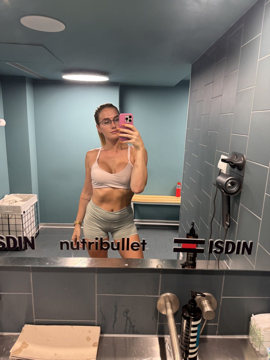 rubycortes__'s tweet photo. Intentando ser una chica deportista 💪🏻 https://t.co/PZ0Iry0uvc