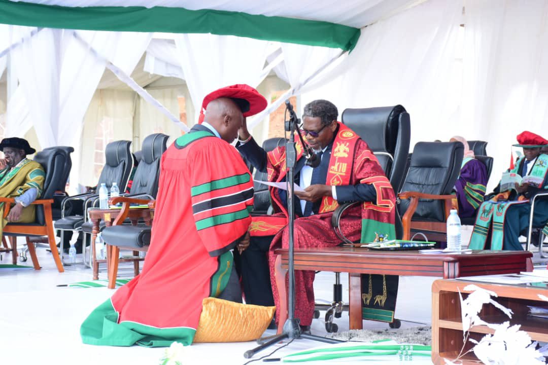 faith_keh's tweet image. Today, we proudly graduate five PhD students, each marking an exceptional milestone in their academic journey:

Adeniyi Ismahil – Doctor of Philosophy in Physiology

Ikuomola Emmanuel Orire – Doctor of Philosophy in Physiology

Enerst Edozie – Doctor of Philosophy in Telecommunic