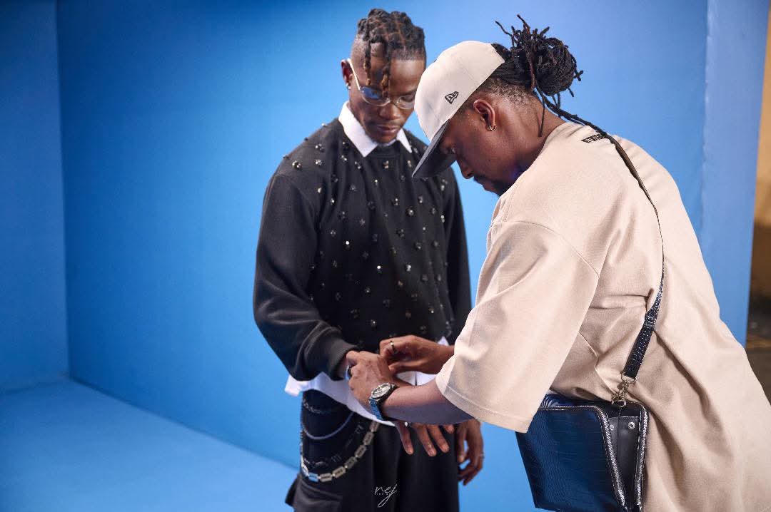 _peedaking's tweet photo. My dream didn’t choose me to play small — it chose me to break ceilings 🚀🔥
#LightupRecords #Peedaking #MiAmor #NextRatedArtiste #SoroSoke https://t.co/R1W1Vc4PUg