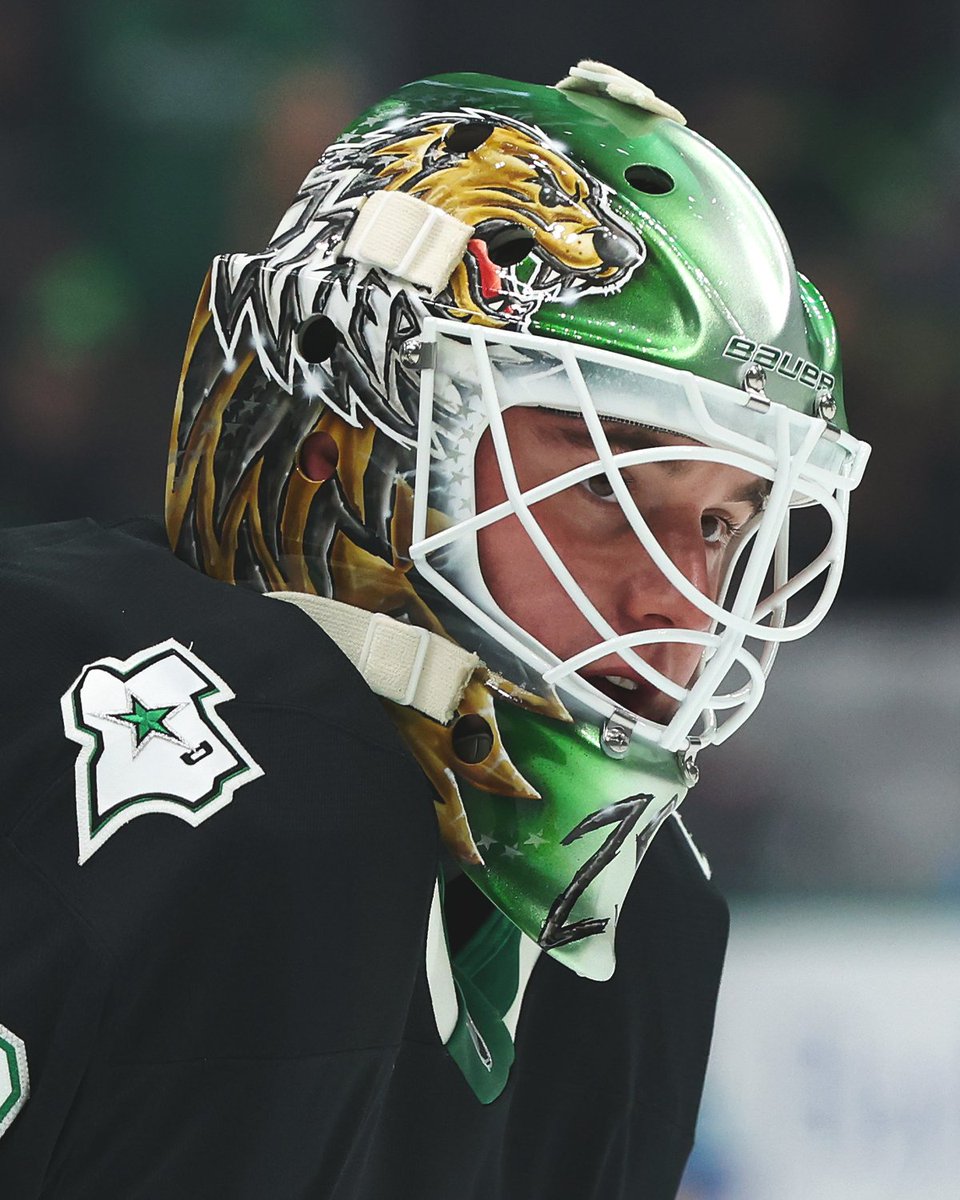 DallasStars's tweet image. The mask 🤝 the milestone 

With his 160th win, Otter officially ties The Eagle for third all-time in franchise history.