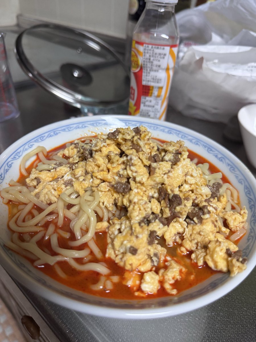 美人モデルから教えてもらった麺がうますぎる
写真は担々麺です