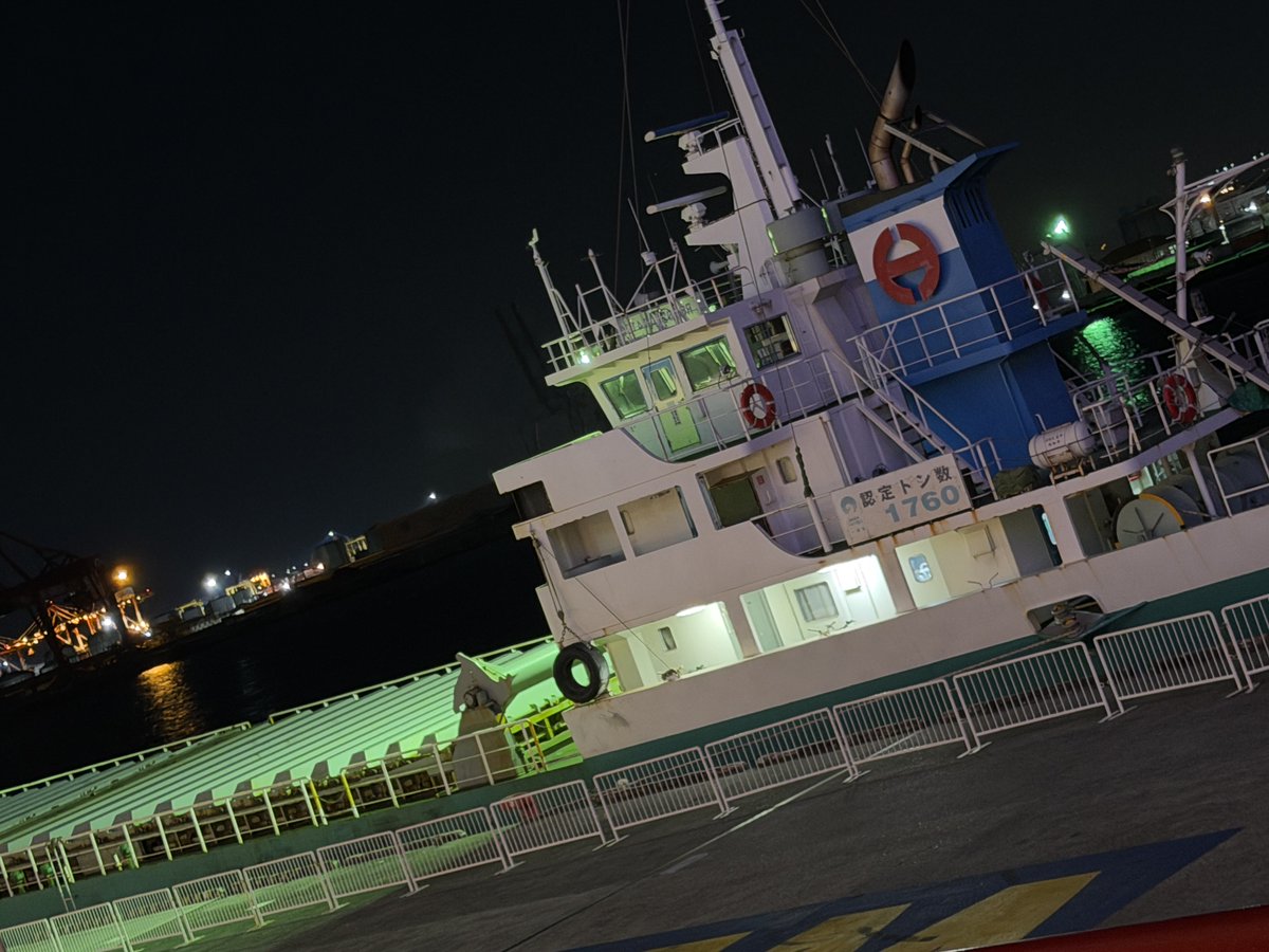 pippi_vba's tweet image. ちょっと行ってくるわ
ｴｯﾎε”ε”ε”(ง˙o˙)ว