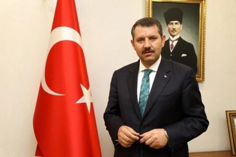 Cumhurbaşkanımız Sayın <a href="/RTErdogan/">Recep Tayyip Erdoğan</a>’ın tensipleriyle Milli Savunma Bakan Yardımcılığı görevine atanan Şanlıurfa eski Valimiz Salih Ayhan’ı tebrik ediyor, çalışmalarında başarılar diliyorum.

<a href="/valisalihayhan/">Salih AYHAN</a>