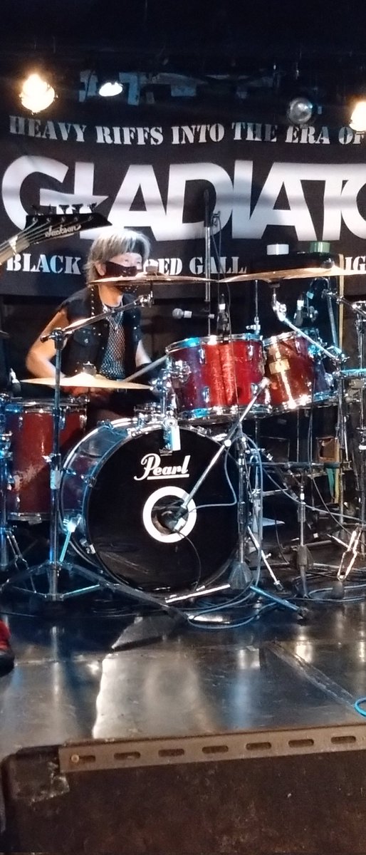 GLADIATOR
TAKASHI🥁