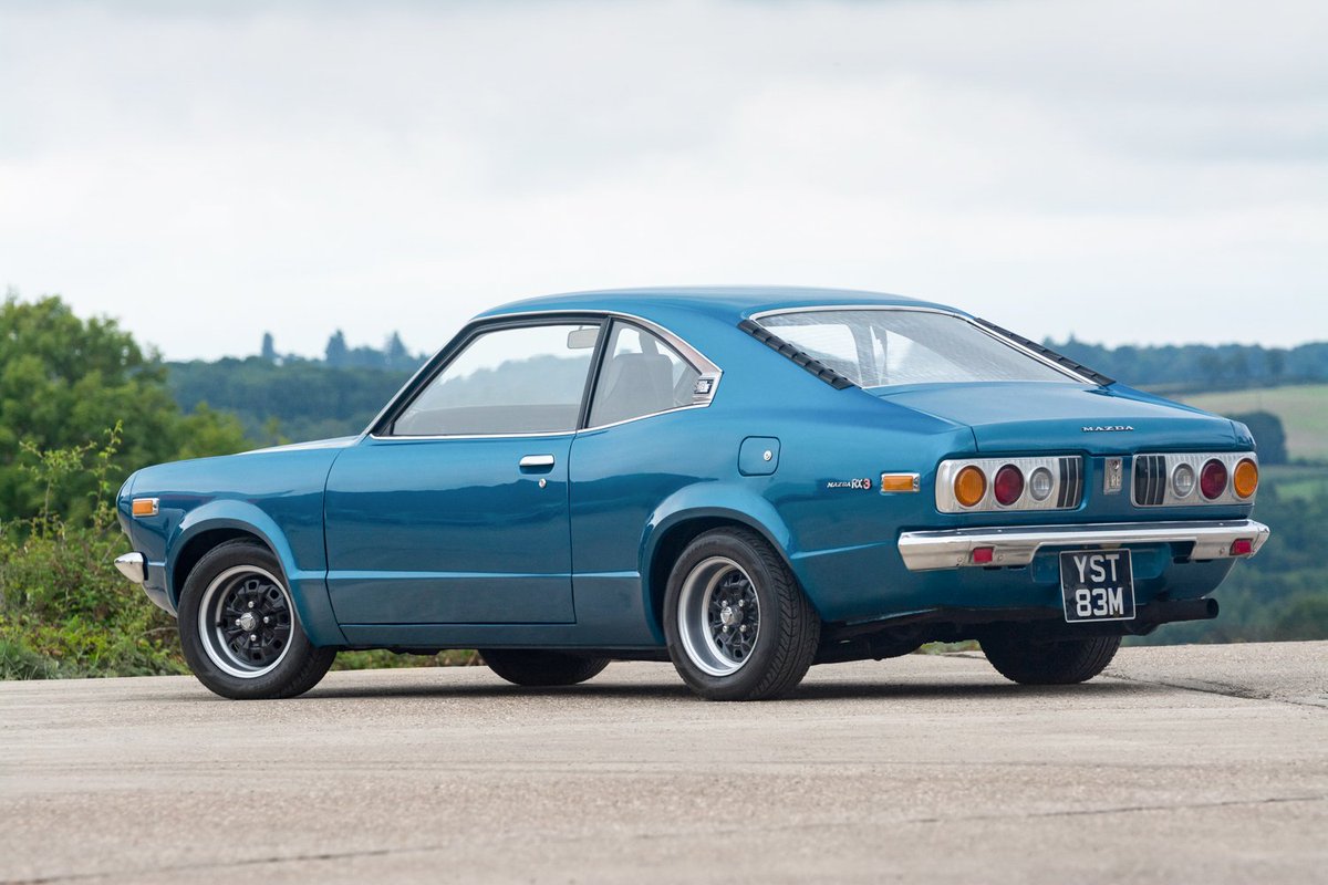 CuronoKFP's tweet photo. @Shizukougames 1985 Mazda RX-7 GSL-SE 
1973 Mazda RX-3

I love Rotarys https://t.co/D8RyyGuFJB