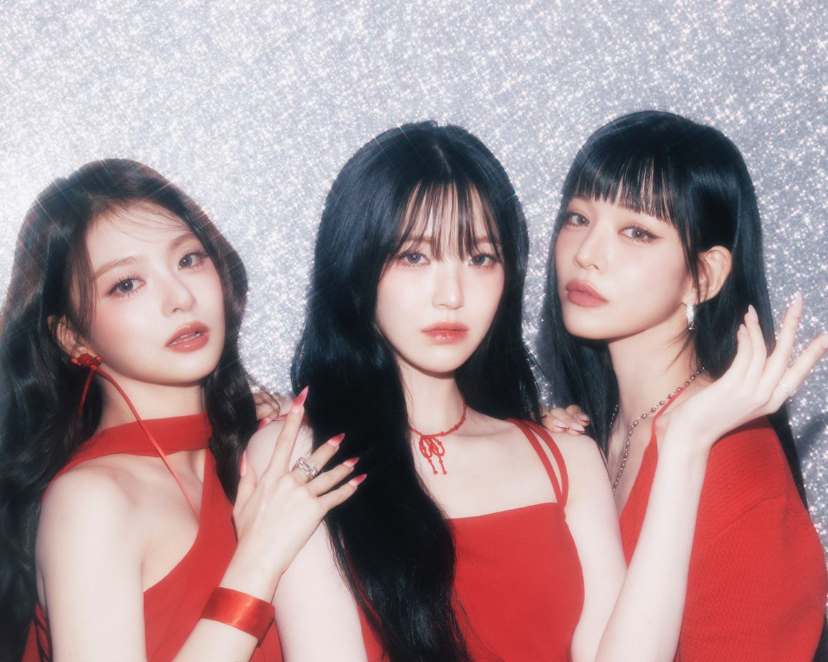 fromis_9 [프로미스나인] tweet media