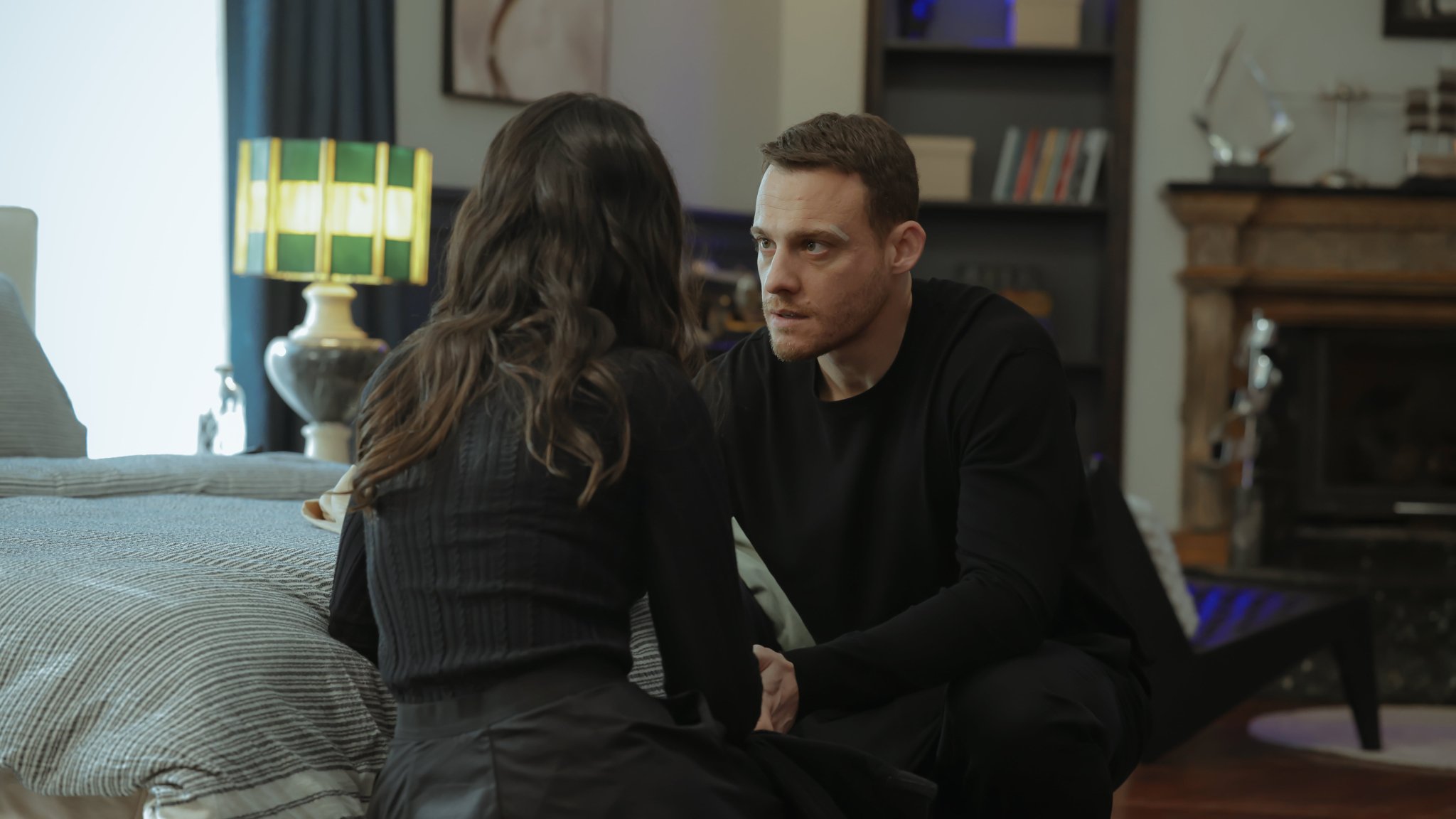 G66sBSjX0AAHSJ5?format=jpg&name=large