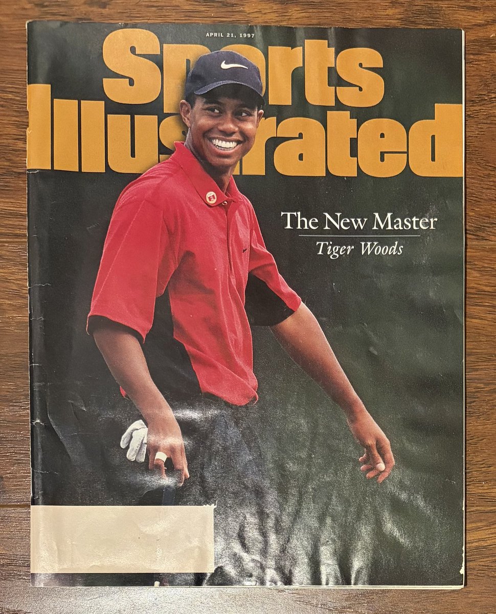 sportscollectFL's tweet image. April 21, 1997 Sports Illustrated The New Master Tiger Woods

🏆 1997 Masters

At 21, he wins his 1st major, dominates Augusta, and sets a Masters record at −18, winning by 12 strokes — the largest margin in tournament history. A new era began that Sunday. 
#TigerWoods #Masters