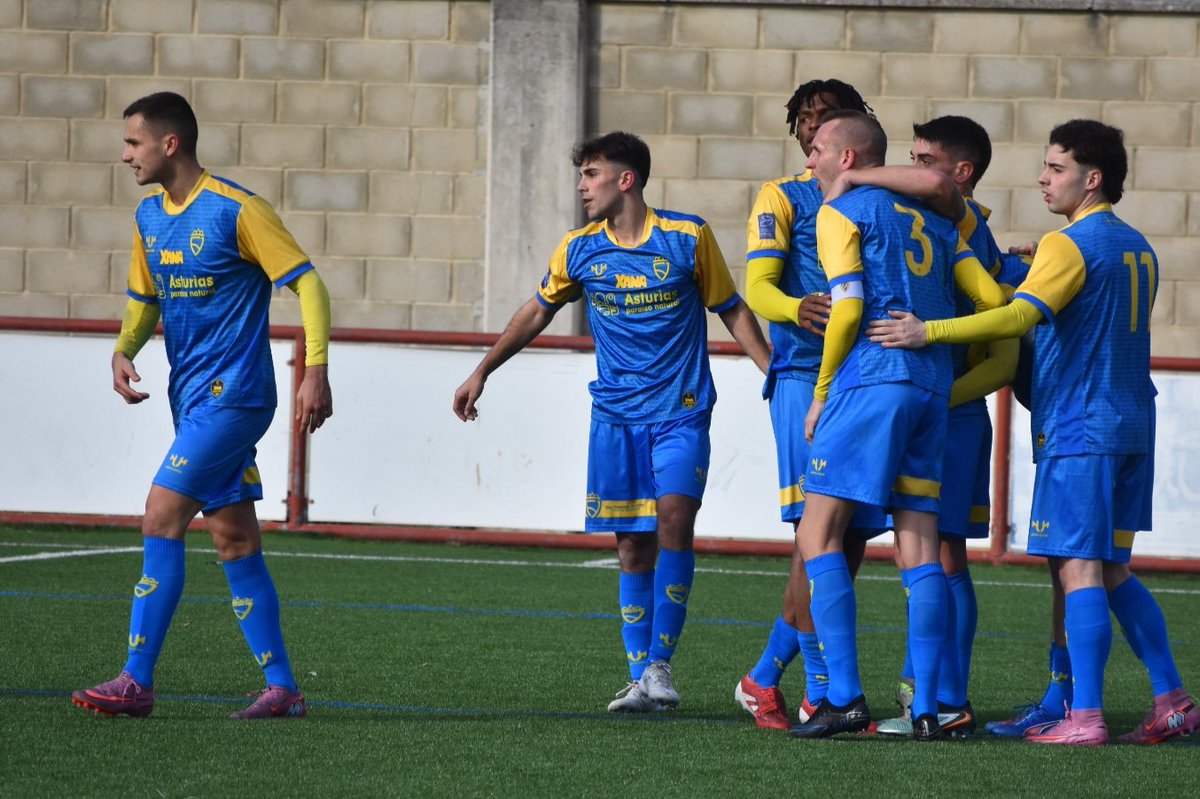 <a href="/UEFA/">UEFA</a> <a href="/RFCF_es/">Real Federación Cántabra de Fútbol</a> 🅂🄴🄻🄴🄲🄲🄸🄾🄽🄴🅂 🄰🅂🅃🅄🅁🄸🄰🄽🄰🅂 🔵🟡

🏆 Selección Copa de Regiones <a href="/UEFA/">UEFA</a>

⏰ FINAAAL
<a href="/asturfutbol/">Real Federación de Fútbol Principado de Asturias</a> 2⃣-2⃣ <a href="/RFCF_es/">Real Federación Cántabra de Fútbol</a>
➡️ Asturias suma un punto tras un final con mucha, muchísima fe 🙏🙏

#LosColoresDeMiTierra #OrgulloDeSerAsturiano #PuxaAsturias