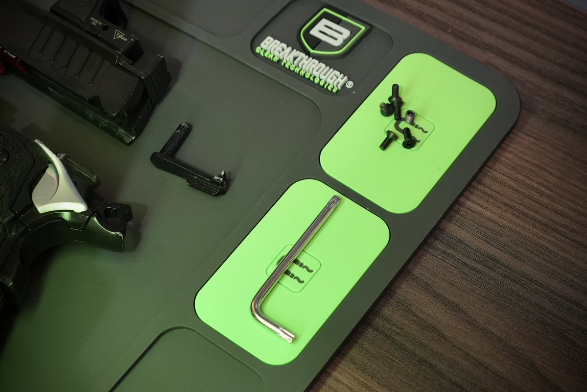 jkarmy_int's tweet image. BREAKTHROUGH 
SHIELD MAT handgun size 

A MUST Product for DIY 💪🏾💪🏾 

#breakthrough #shield #mat #pistol