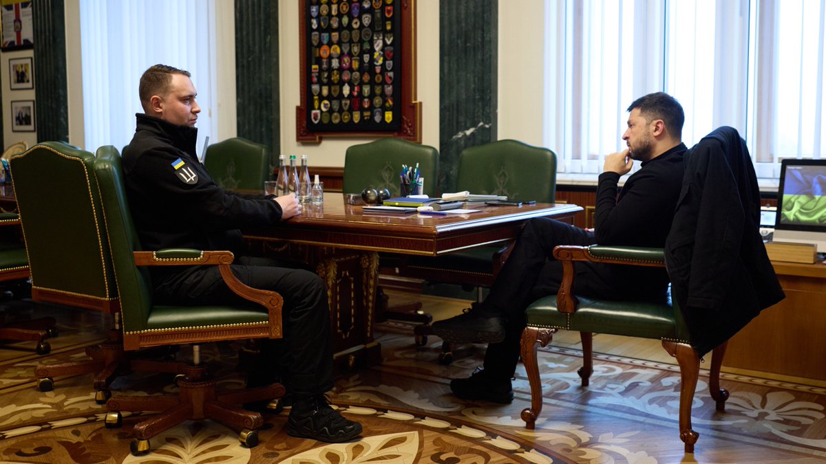 ZelenskyyUa's tweet image. I held a meeting with Chief of the Defense Intelligence of Ukraine Kyrylo Budanov. Kyrylo reported on the security situation, the political situation around Ukraine, and the current prospects. We identified several key points that are important in the negotiation process.