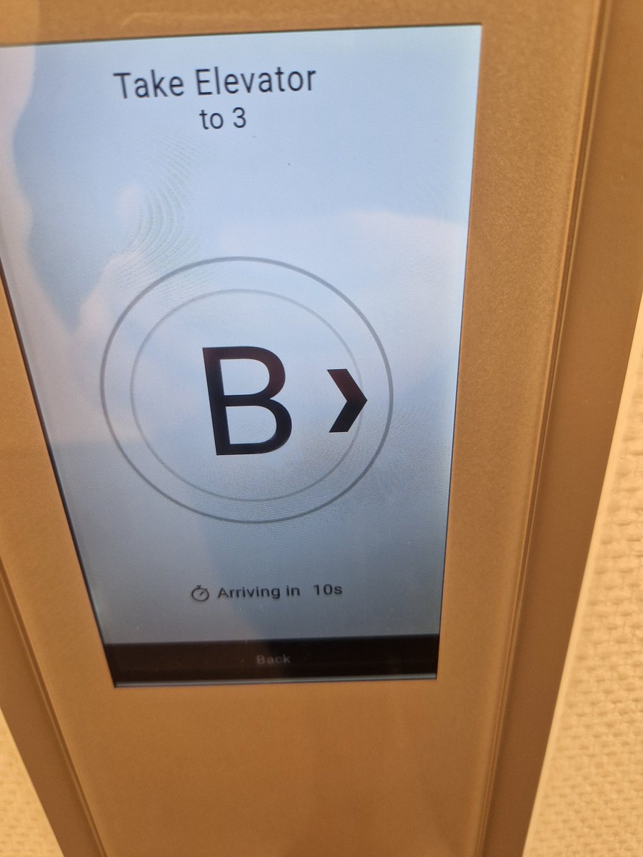 VikingonRails's tweet image. As in #Switzerland, even the #elevator has an arrival time.