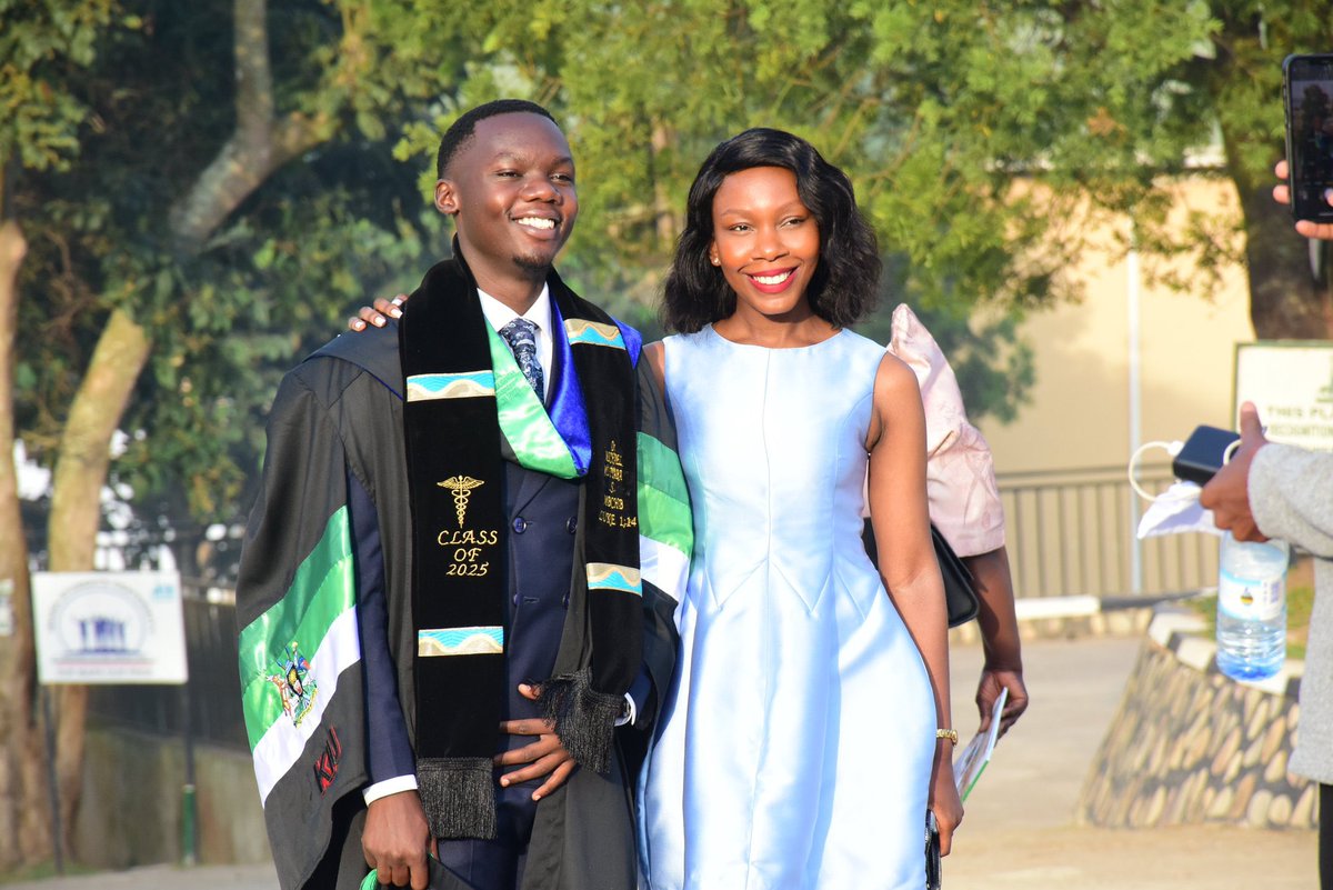 MaamaKampala21's tweet image. There is no greater joy for a parent than seeing their child graduate 🎓

Well done fellows for achieving this milestone &amp;amp; heartfelt congratulations once again 👏👏

#KIU32ndGrad