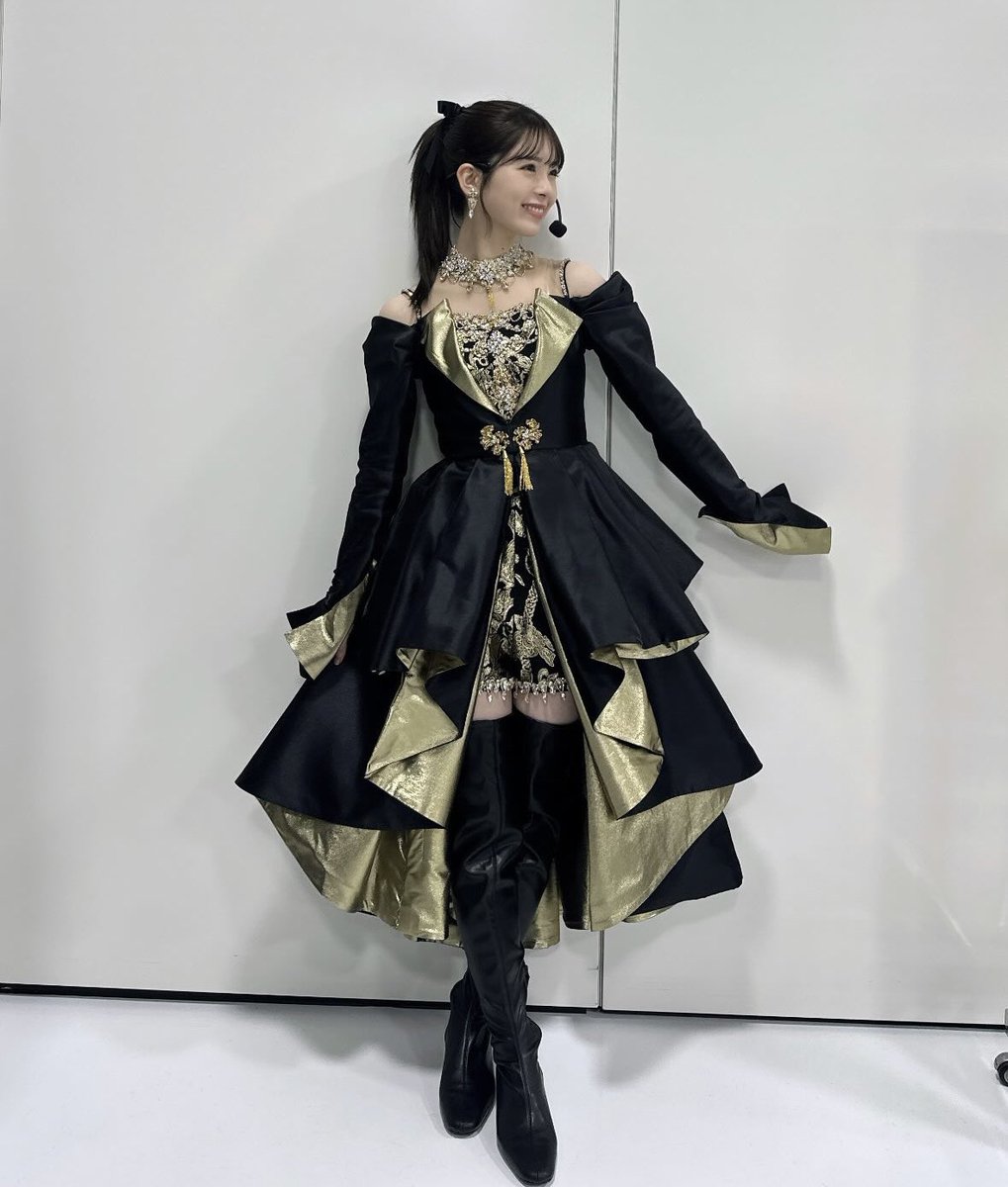 卒コン衣装のあやめちゃんかわええ！ #ayamegram #筒井あやめ