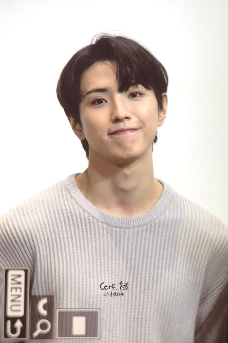 251129 흑발용🙋🏻

#CIX #씨아이엑스 
#용희 #김용희 #YONGHEE #용희봐랏