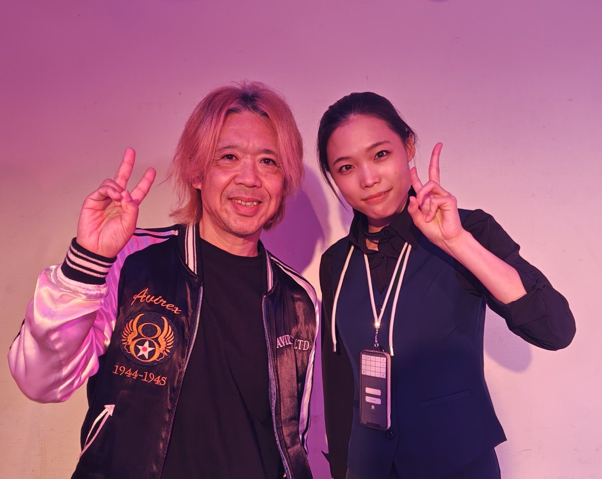 DAHLIA1223's tweet image. #11月を写真4枚で振り返る 
1 ZERO1 GM 工藤めぐみさんと
2 早朝5時過ぎにシノリナとカミさんと
3 BUCK∞TICK ナイショの薔薇の下 仙台
4 亀井理那ちゃんとの再会

#工藤めぐみ
#pwzero1
#篠原梨菜
#早朝グルメ
#亀有
#BUCKTICK
#トークネットホール仙台 
#亀井理那