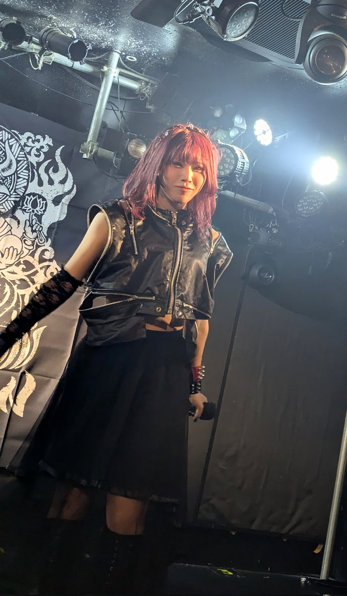 何か言いたげな😈
@新宿サイエンス　11/28（金）

＃o_ver_kill  ＃バキル
＃きるあの破天荒ダークサイド
＃KiLUA ＃紅組