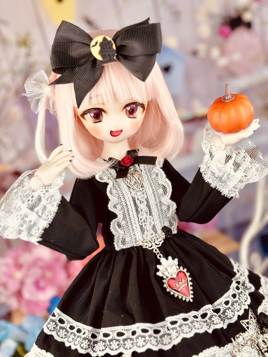 はろういーんわ
おわちまたけど
せかーく
よいこのみかたのだいそーで
はろいんあくせとかかぼちゃとか
こーてたので
おたしなみしてみたぬー🖤🖤🖤

#みるき〜娘
<a href="/Loveshockdrop2/">LOVESHOCKDROP</a>