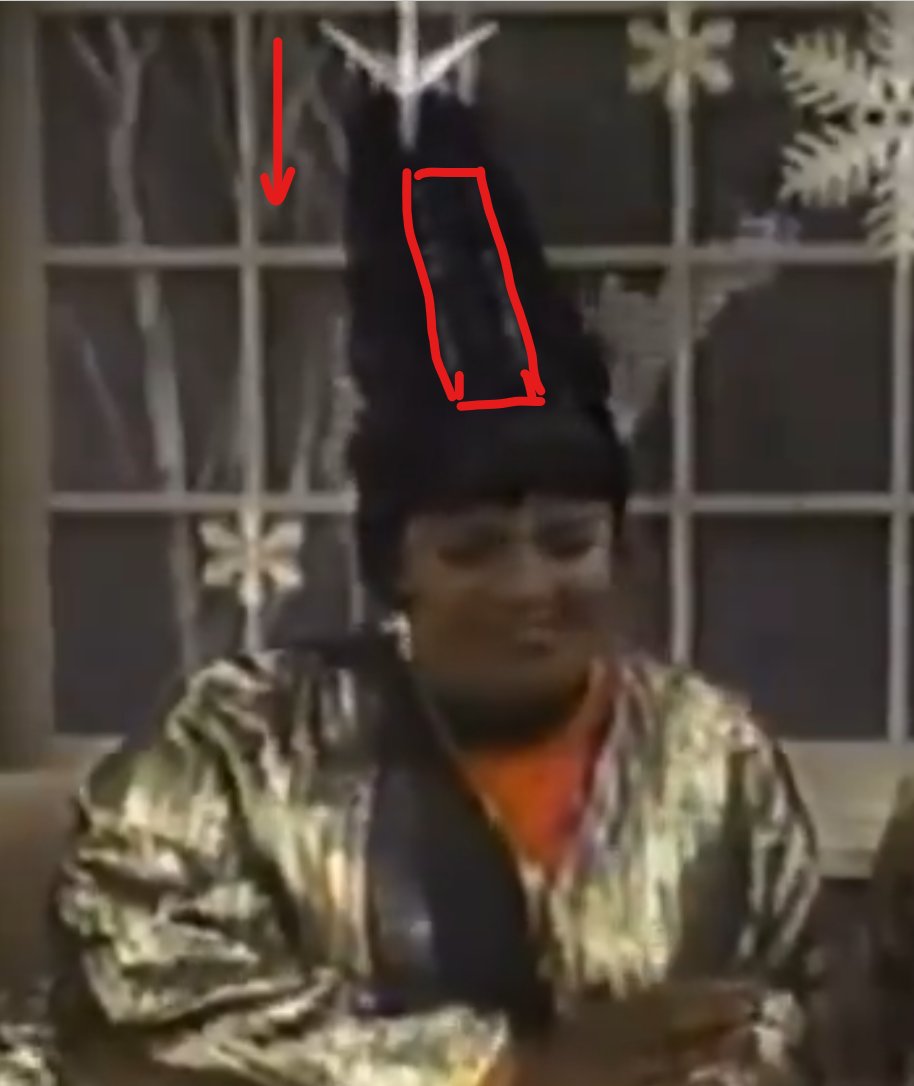 DaysOfNoahh's tweet image. Airplane falling, mentioning skyscrapers...
Purple one moves her pinky far out, showing 9 fingers, and the scarf is the 11, as well as resembling two skyscrapers.

Orange = 33 in numerology. Saw that with the 9/11 Supertramp Breakfast in America cover too.
#predictiveprogramming