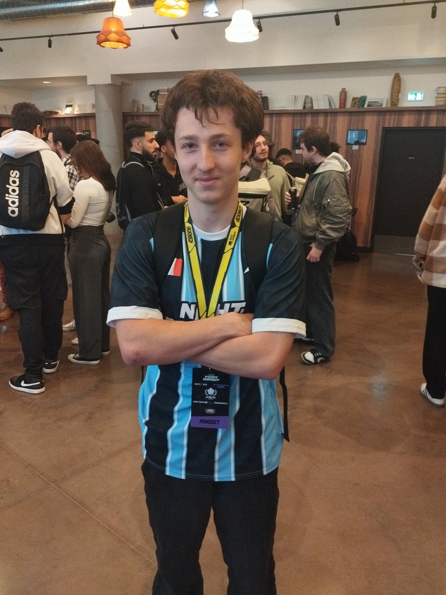 🔵 Mindset 2025 - 2XKO

Tous les yeux sont rivés sur lui ! Le jeune prodige <a href="/SenshiRR/">NP | Senshii</a> vient d’entrer dans la venue du Mindset.

Début ~12H30 
#NPWIN 🐧