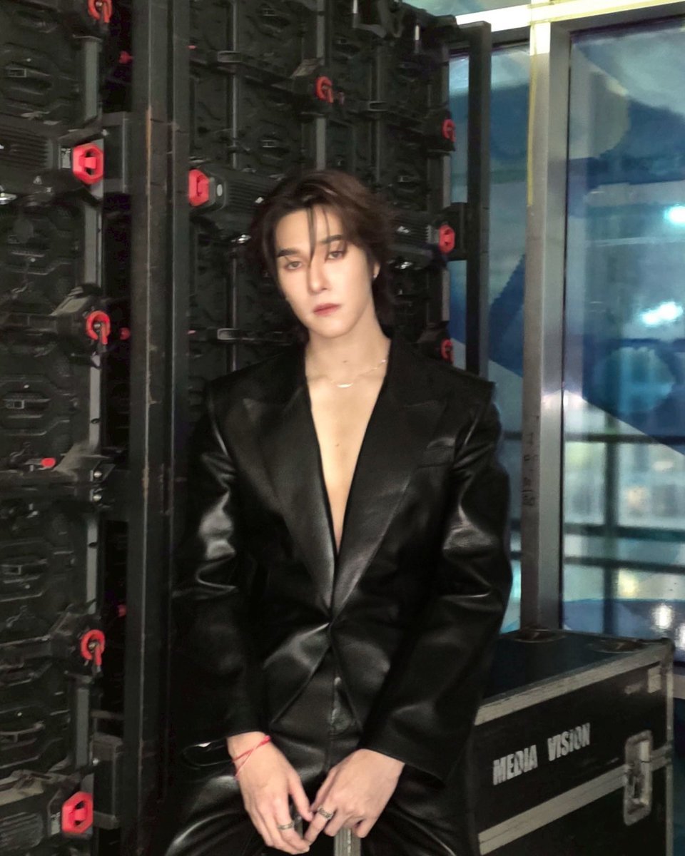 forskynani_'s tweet image. 