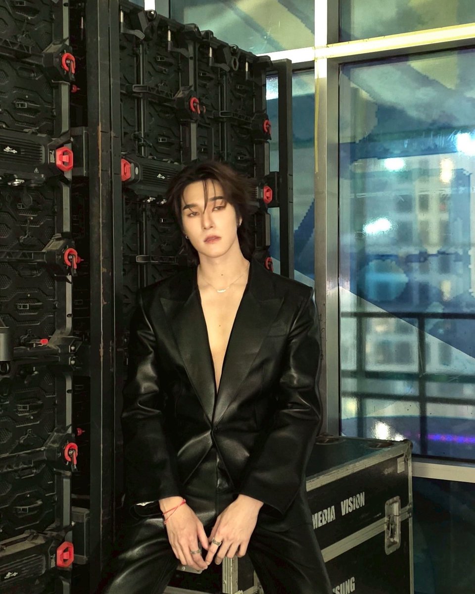 forskynani_'s tweet image. 