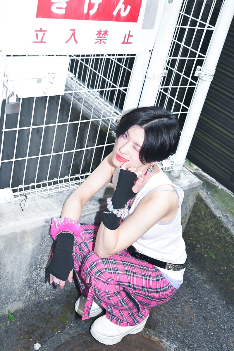 Po1vodeestrella's tweet image. model/@haruka_portrait

『真宙に揺れるパレード.4』

#po1vodeestrella_ptr