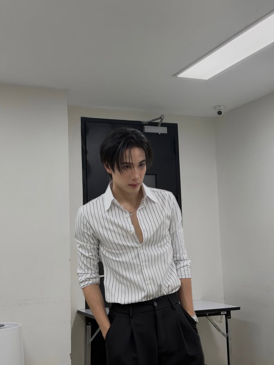 javafamily_o's tweet image. 🗓️ 𓂂 29112025

*･｡ﾟ 𝗜𝗴 𝗽𝗼𝘀𝘁 : 𝗷.𝗷𝗮𝘃𝗮𝗯𝗵 

ꗯ꙼̈ 𓂂 @javabh28 #javabh