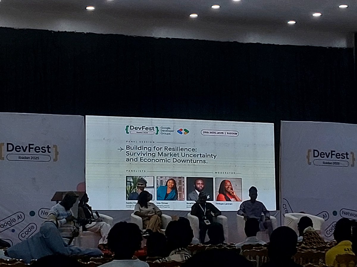 This session had a lot in it, so glad I witnessed it live🔥🔥

#DevFestIbadan25
#DevFest 
#GDGIbadan 
#DevFest2025