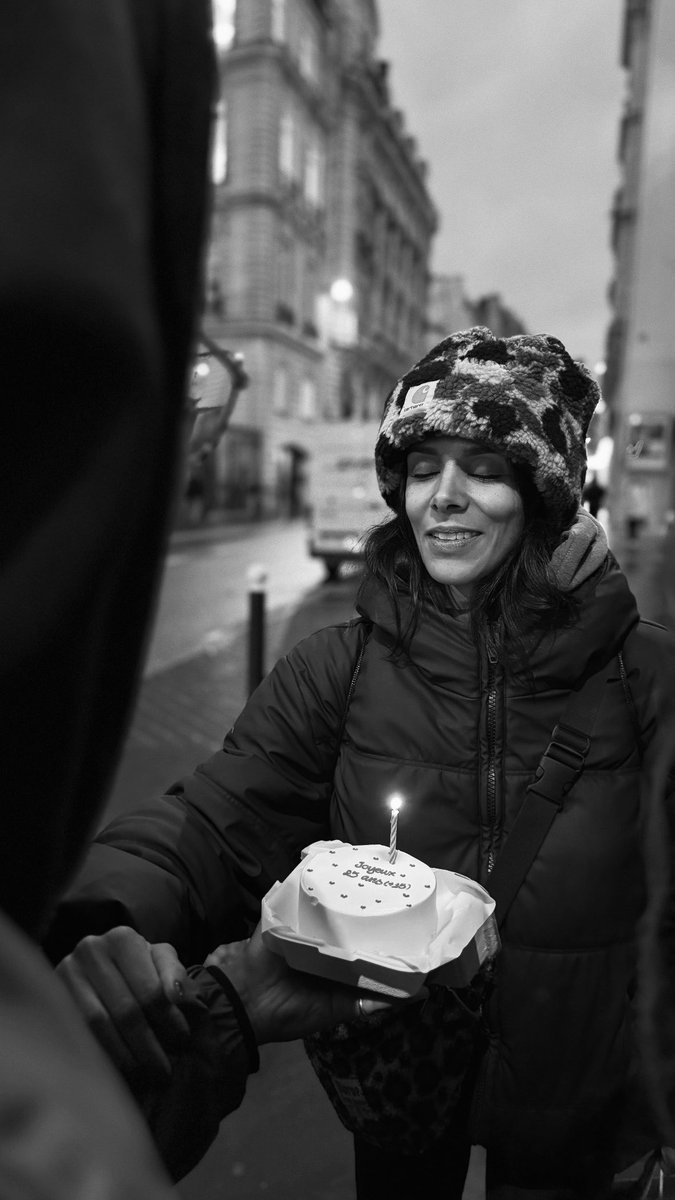 ShymArmyOff's tweet image. 40 ANS 💫🎂🌹