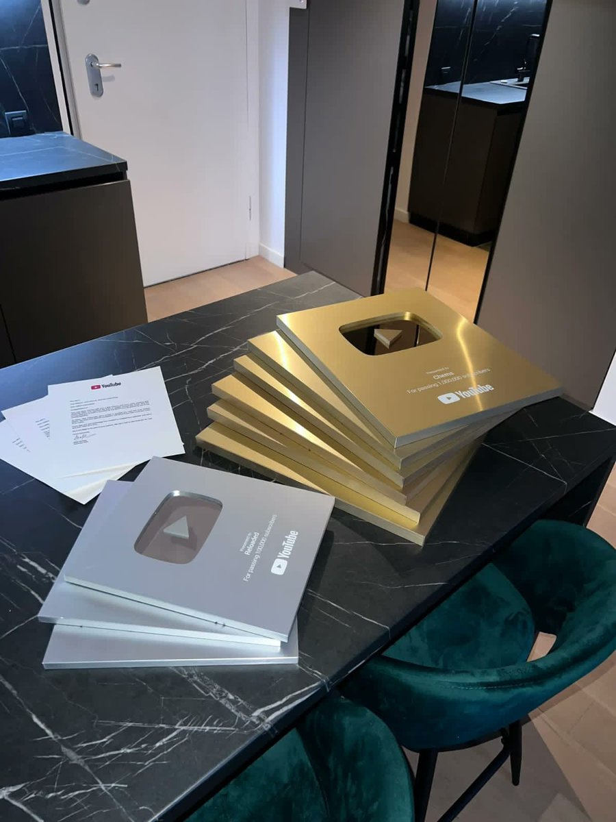 info_with_ai's tweet image. FREE YouTube Guide📕

YouTube Growth Guide, with insider tips, content hacks &amp;amp; monetization secrets.

It’s the Simplest path to $10k,$50k,$100k/mo online.

FREE for a limited time.

To grab it:
1. Like &amp;amp; RT [MUST]
2. Comment &apos;&apos; YT &apos;&apos;
3. Follow me: @info_with_ai  (so I can DM u)