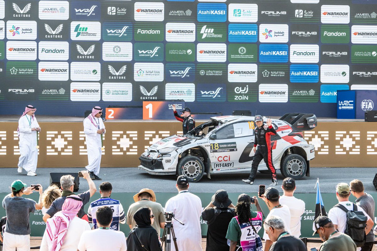 TakamotoKatsuta's tweet image. P5 #RallySaudiArabia.
It was a very tough weekend.
Thank you for team and all of your support this year!🙏
We&apos;ll be back stronger next year🔥

総合3番手で迎えた最終日でしたが、自分のペースノートの精度ミスでSS16でロールし5位で最終戦を終えました。…