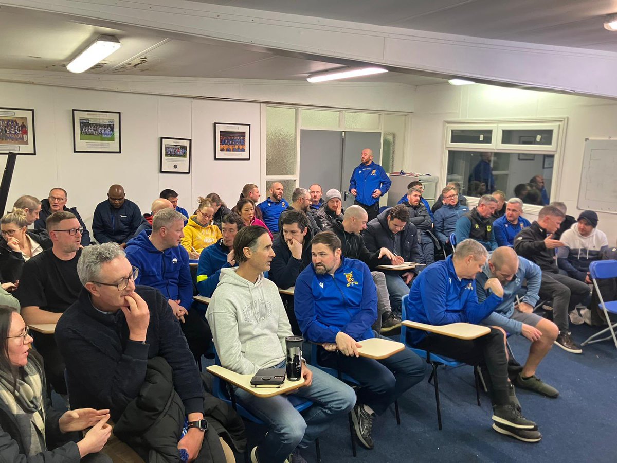 FAICoachDev's tweet image. A couple of great days out delivering!

📍Cork 
Full house in Cork for Me &amp;amp; My Teammates on Thursday, delivered by Ross &amp;amp; Jason.

📍Galway 
Final block of the @UEFA C Licence took place today @salthilldevonfc, coaches supported by Paul &amp;amp; John.

#DevelopingExpertise