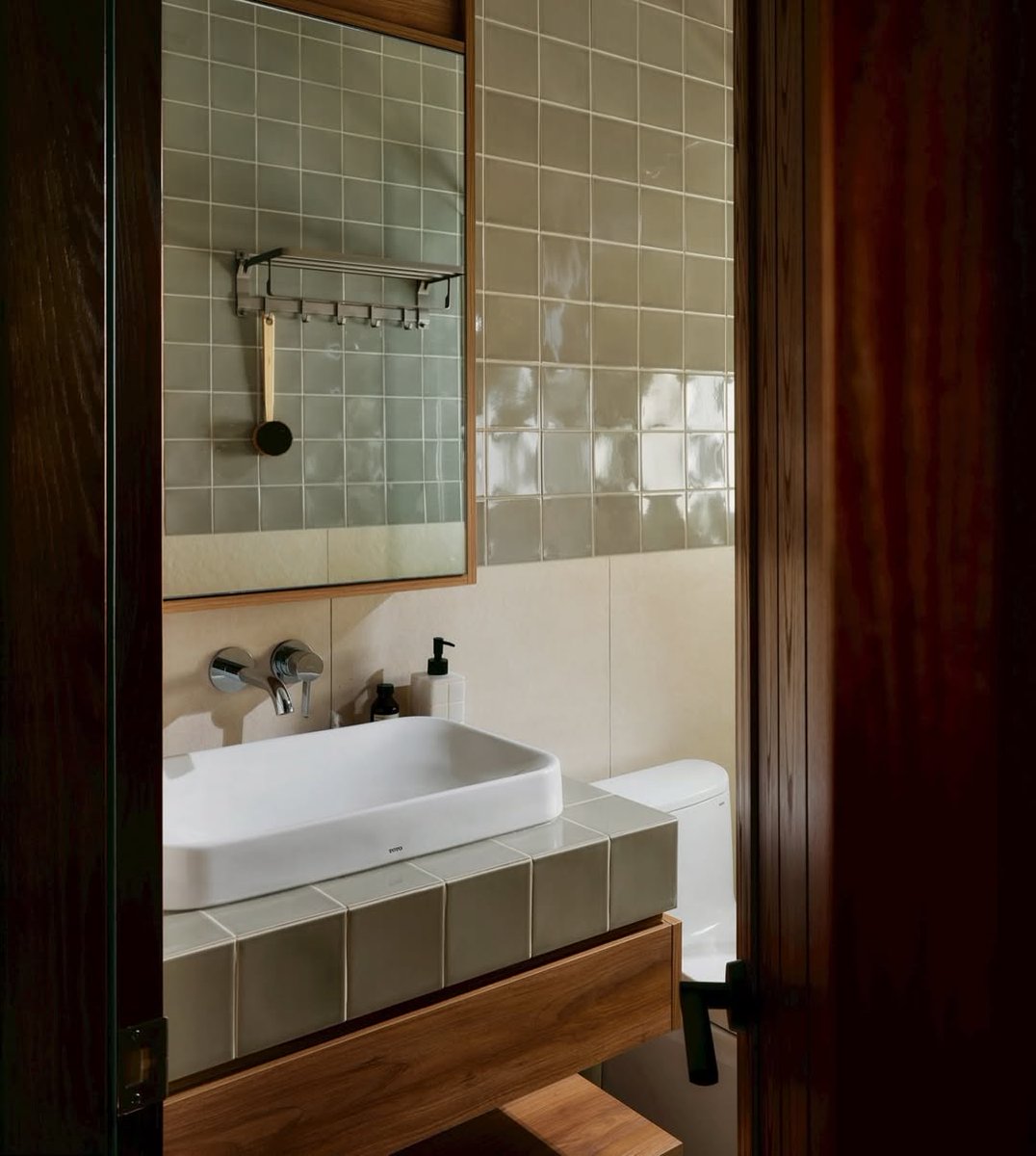 interiorsuckerr's tweet photo. https://t.co/KhkXW3G6oe