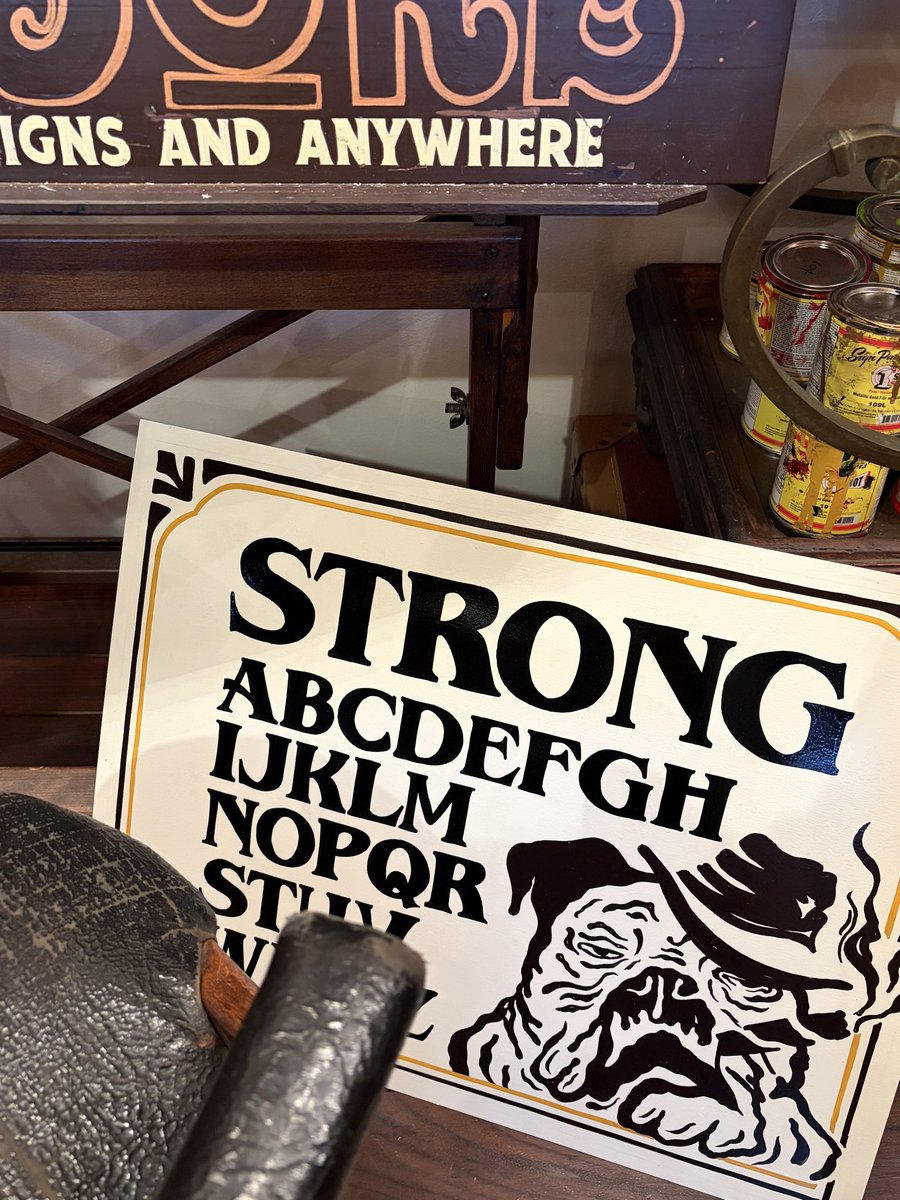 BEATFPG's tweet photo. BENGLISH Type " STRONG " complete.

こちらの当社オリジナルフォントを使った看板、デザイン、
お受け致します。

⚠️現在かなりお待たせする状況になっております。
オーダーはお早めにお願い致します🙇🙇🙇

-——————————— https://t.co/a5aZKDjdo0