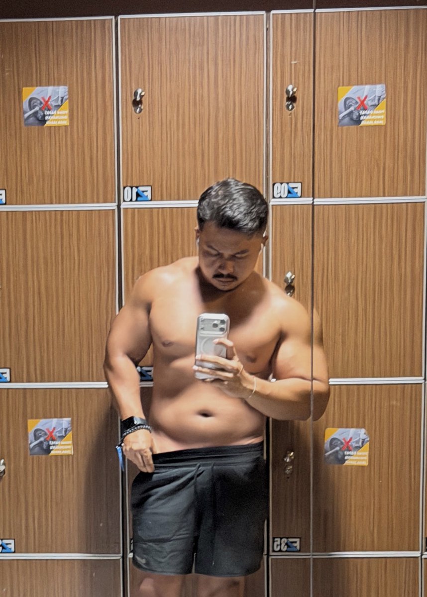 kak ros tweet media