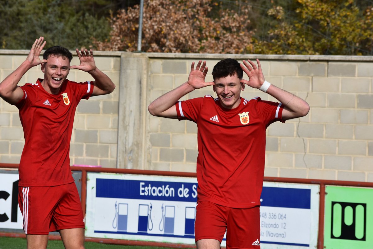 fedfutnavarra's tweet image. 📸 Disfruta de la GALERÍA FOTOGRÁFICA del debut del combinado de @jaimesantxez en la #CopaRegionesUEFA:

🔴 #Navarra 3⃣
⚪️ @ffrm_se 0⃣

 🏆 J1 #CopaRegionesUEFA 

🏟️ Nuevo San Miguel, @c_aoiz 

futnavarra.es/pnfg/NPcd/N_GF…