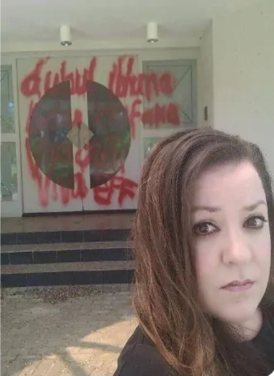 You still don’t seem to grasp how wars against entire groups of people actually work.

Nelson Mandela didn’t personally plant the bombs. Steve Biko didn’t throw a single stone at a police Casspir. Julius Malema won't pull a trigger himself, and Cyril Ramaphosa will never swing a