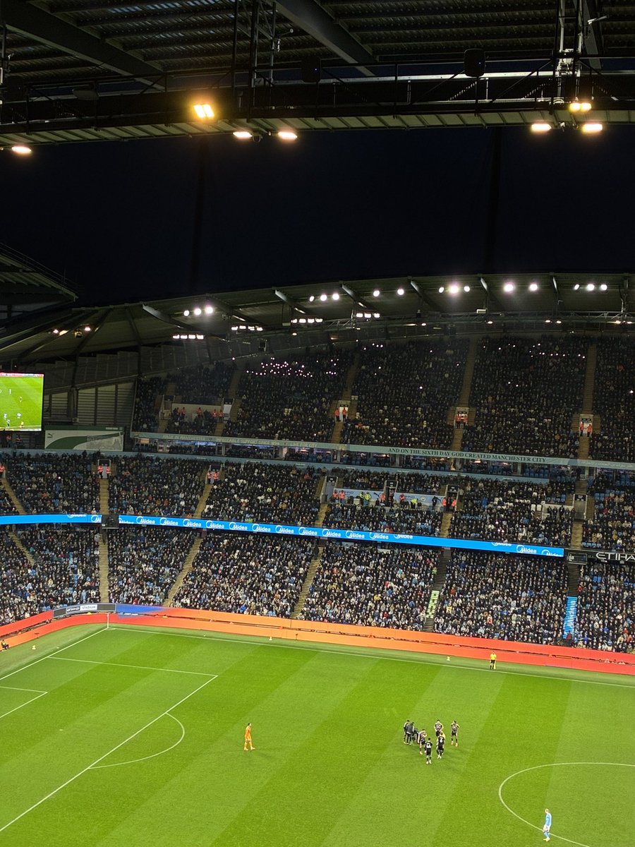 andyymcfc's tweet image. What the fuck