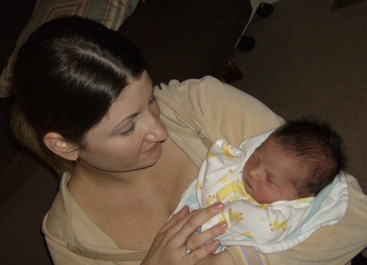 amandasolimando's tweet image. Somehow, the one who made me a mom is 17. Enjoy every moment of this year my dancing queen ♥️