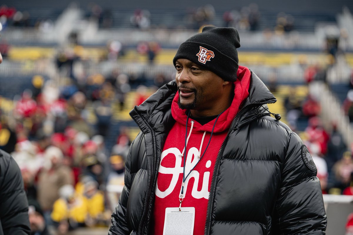 OhioStateFB's tweet image. Buckeye legends. 

@EddieGeorge2727 x @CoachUrbanMeyer