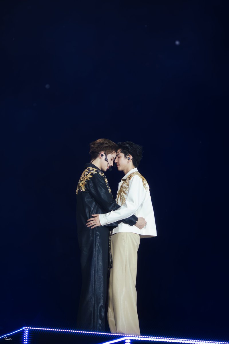 peacesspace's tweet image. 291125

together 
,,

@jimmyyjp_ 🥑 #jimmyjp 
 @Sea_tawinan 🌊 #sea_tawinan 

 #JimmySeaFanconD1