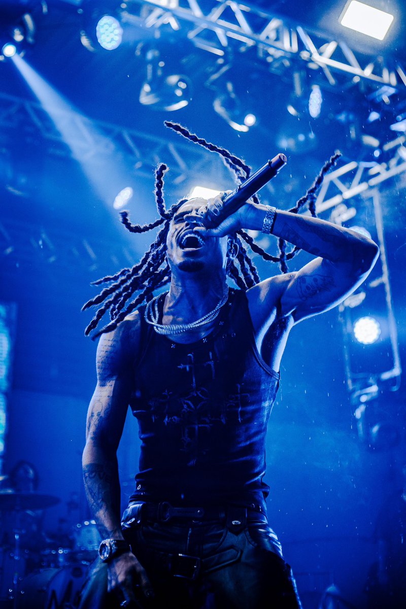 matue30's tweet image. XTRANGE