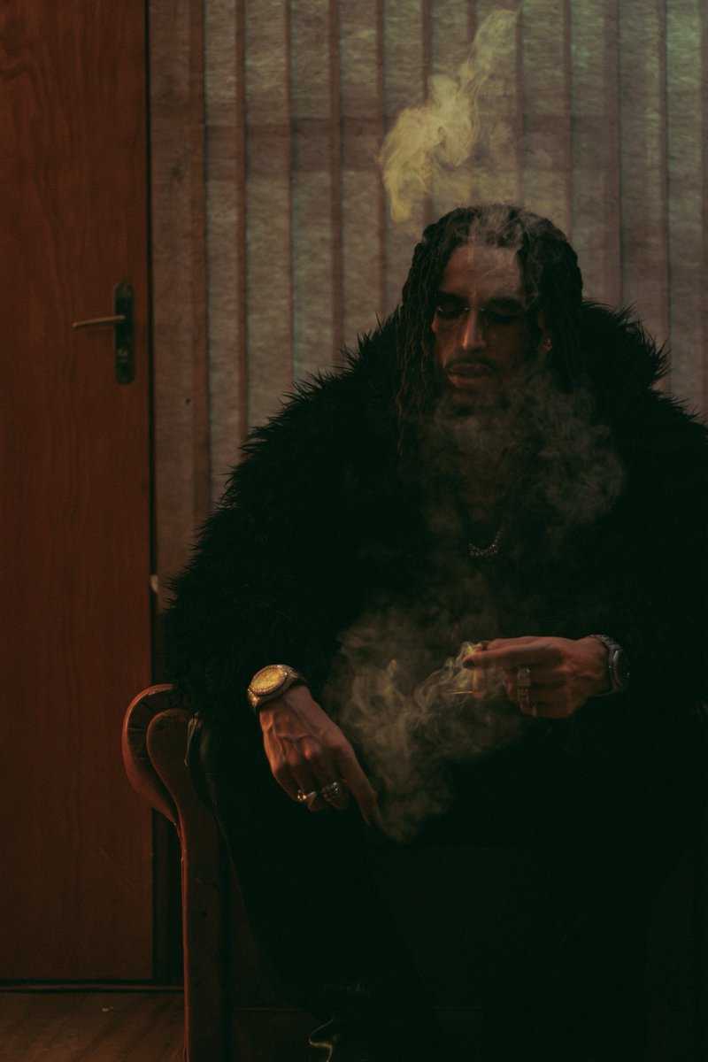 matue30's tweet image. XTRANGE