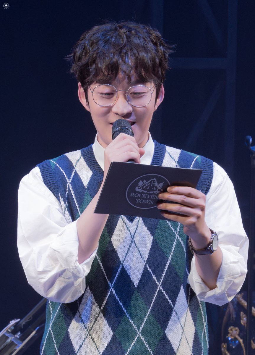 ℝ𝕒_𝕡𝕚𝕔 · 라픽 tweet media